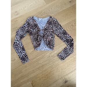 Jagger & Stone Long Sleeve O Ring Leopard Print Top in Brown & Cream